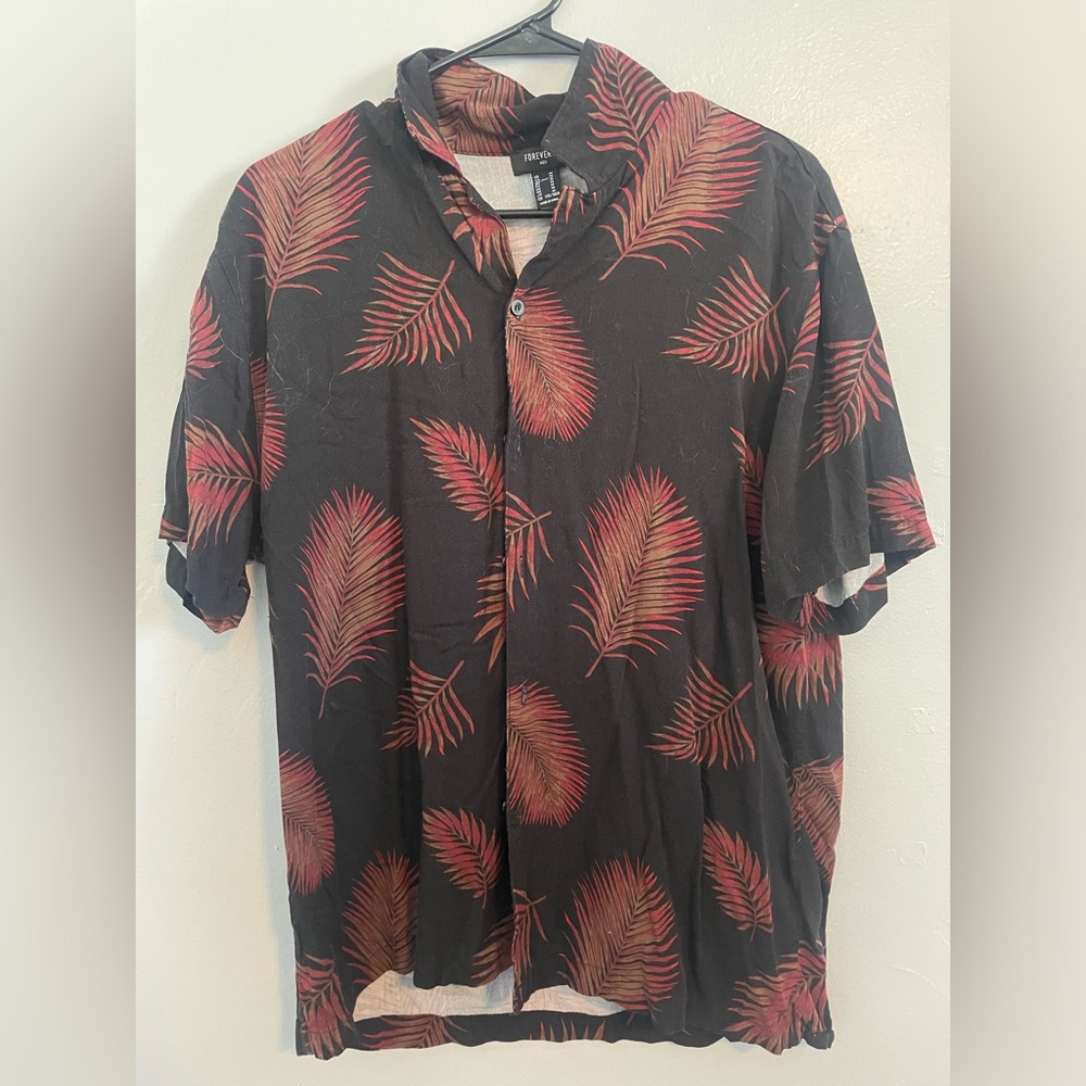 Leaf-print button down